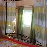 Komfortables Mit Garten Und Parkplatz In Unmittelbarer Naehe Zum By Interhome *